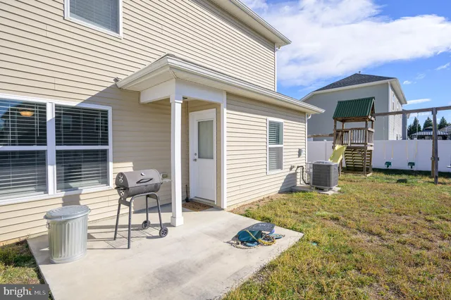 $359,900 | 43 Sargent Lane, Martinsburg, WV 25401