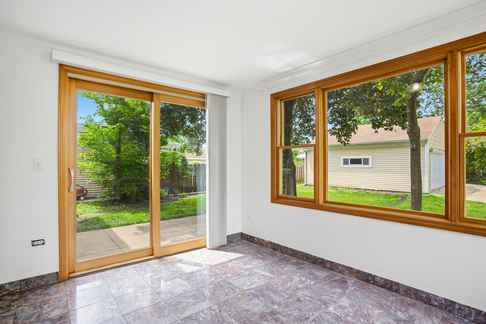 1236 Brophy Avenue Park Ridge, IL 60068 - Photo 27 of 33