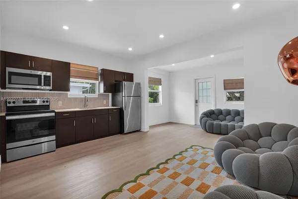 $2,000 | 21 Northeast 48th Street, Unit 2, Miami, FL 33137