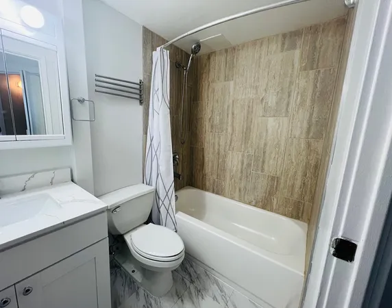 $142,500 | 1750 North Marywood Avenue, Unit 513, Aurora, IL 60505