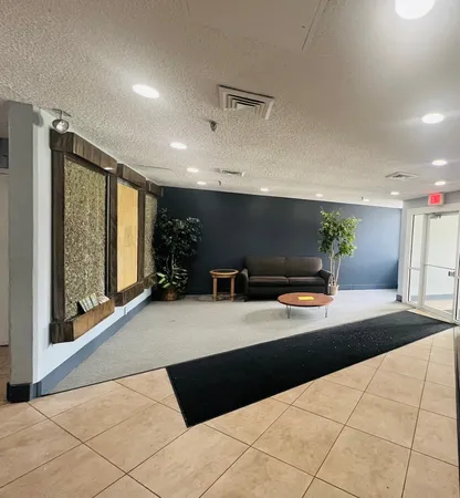 $142,500 | 1750 North Marywood Avenue, Unit 513, Aurora, IL 60505