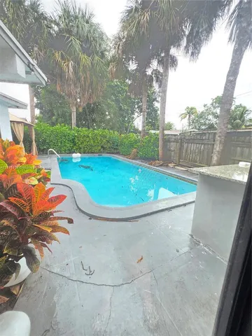 $585,000 | 5101 Southwest 6th Court, Margate, FL 33068