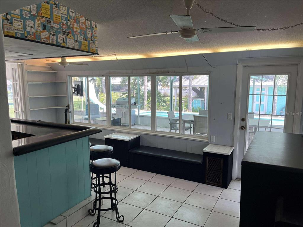 608 Knowles Road Brandon, FL 33511 - Photo 14 of 41 a room with furniture and window