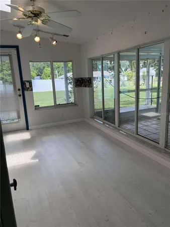 a view of empty room with window