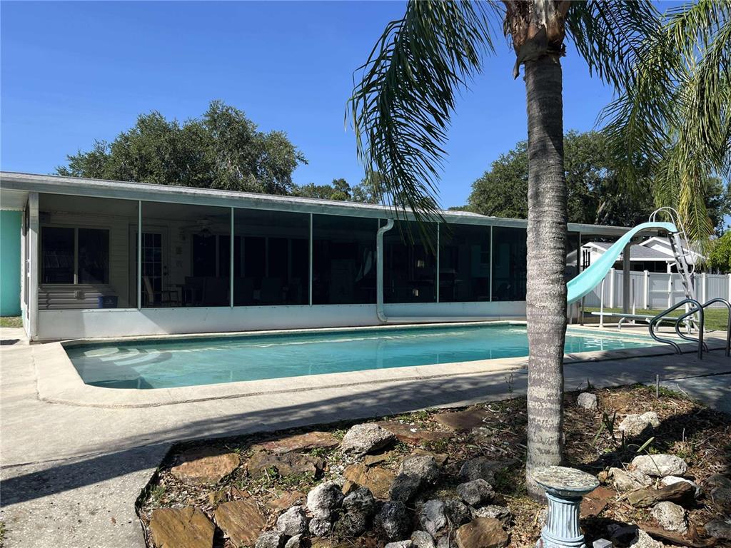 608 Knowles Road Brandon, FL 33511 - Photo 22 of 41 a house view with a garden space