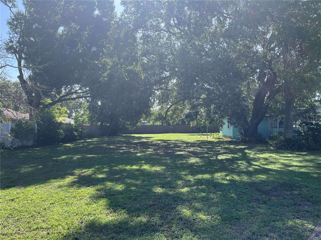 608 Knowles Road Brandon, FL 33511 - Photo 39 of 41 a view of yard with green space