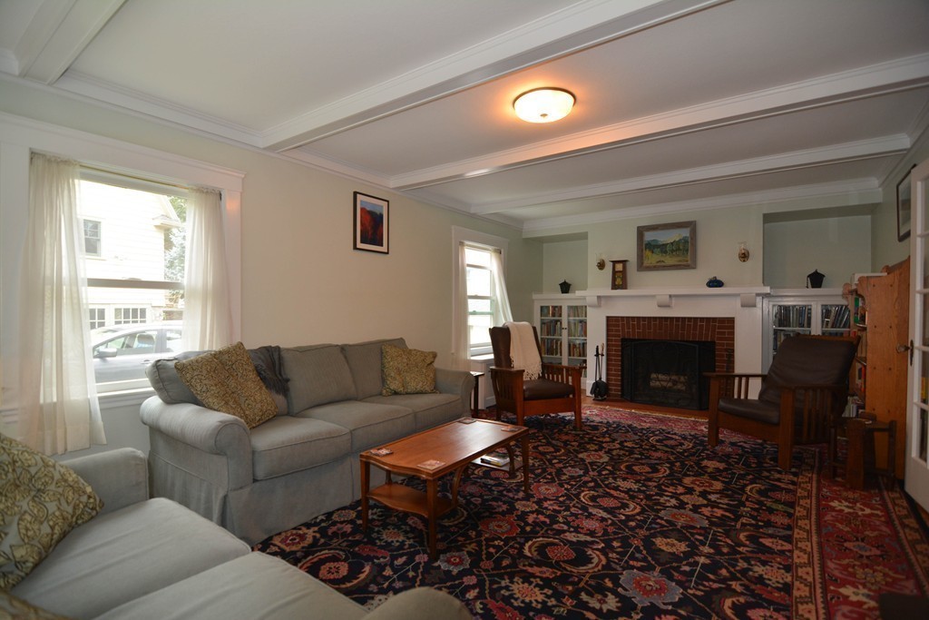 34 Hatch Road Medford, MA 02155 - Photo 3 of 28 Gallery Image 3