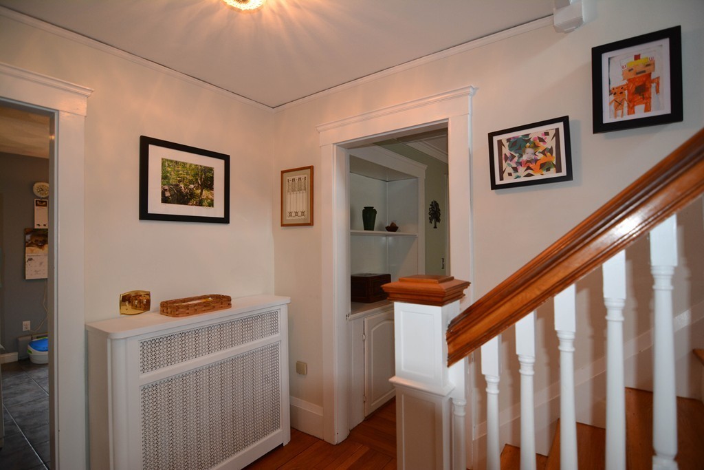 34 Hatch Road Medford, MA 02155 - Photo 6 of 28 Gallery Image 6