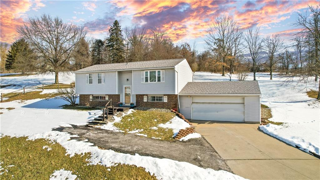 300 McClane Farm Road Washington, PA 15301 - Photo 1 of 21 Gallery Image 1
