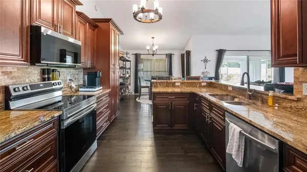 $475,000 | 8925 Pebble Beach Place, Groveland, FL 34736