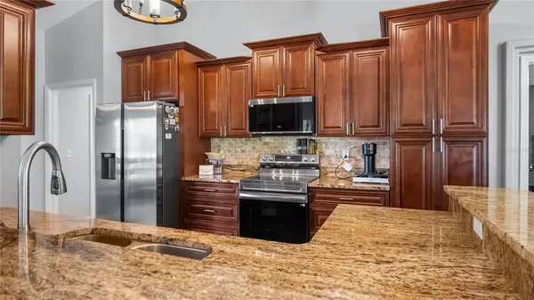 $475,000 | 8925 Pebble Beach Place, Groveland, FL 34736
