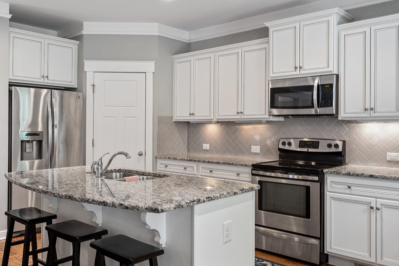 3051 Freeman Farm Way Rolesville, NC 27571 - Photo 12 of 37 Kitchen