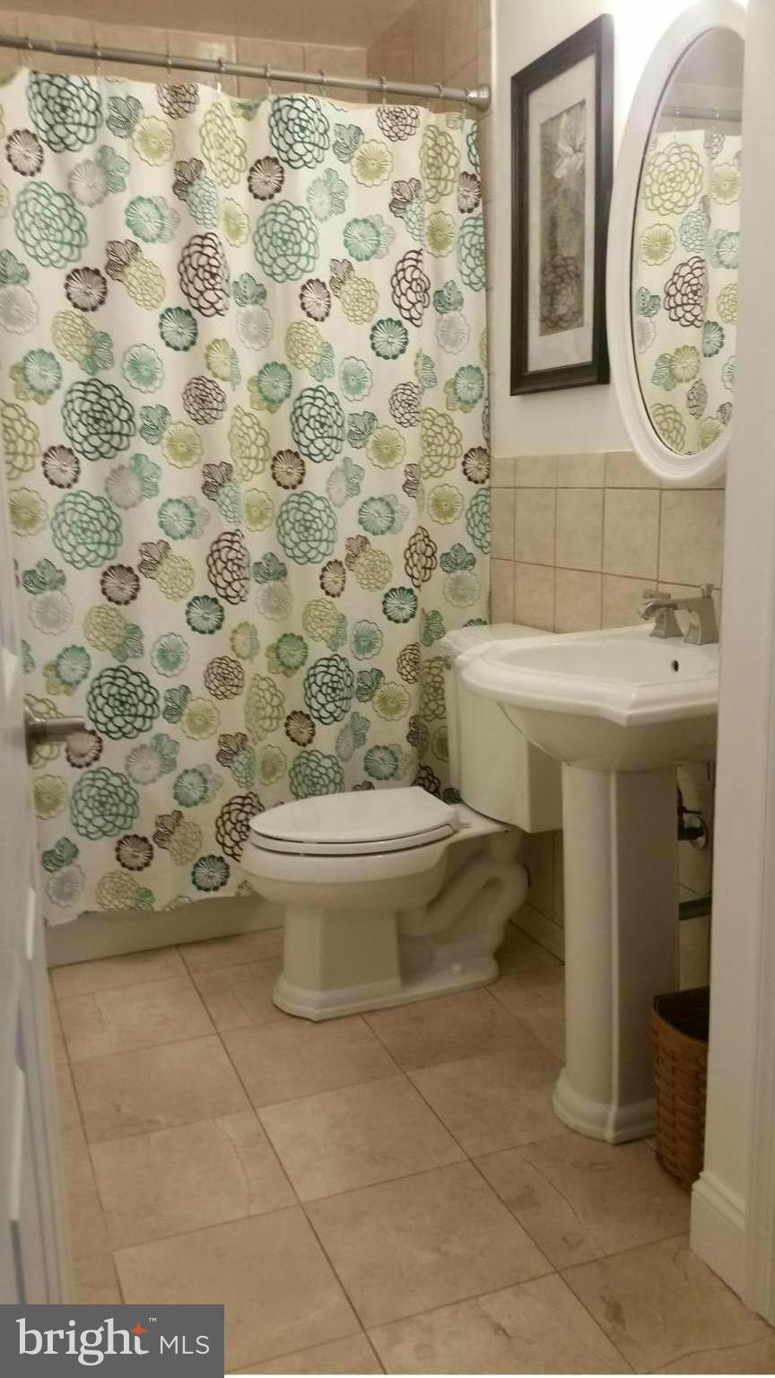 112 Roselawn Road Annapolis, MD 21403 - Photo 11 of 29 Bath