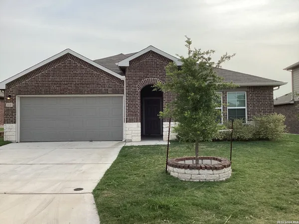 $2,195 | 2218 Trumans Hill, New Braunfels, TX 78130