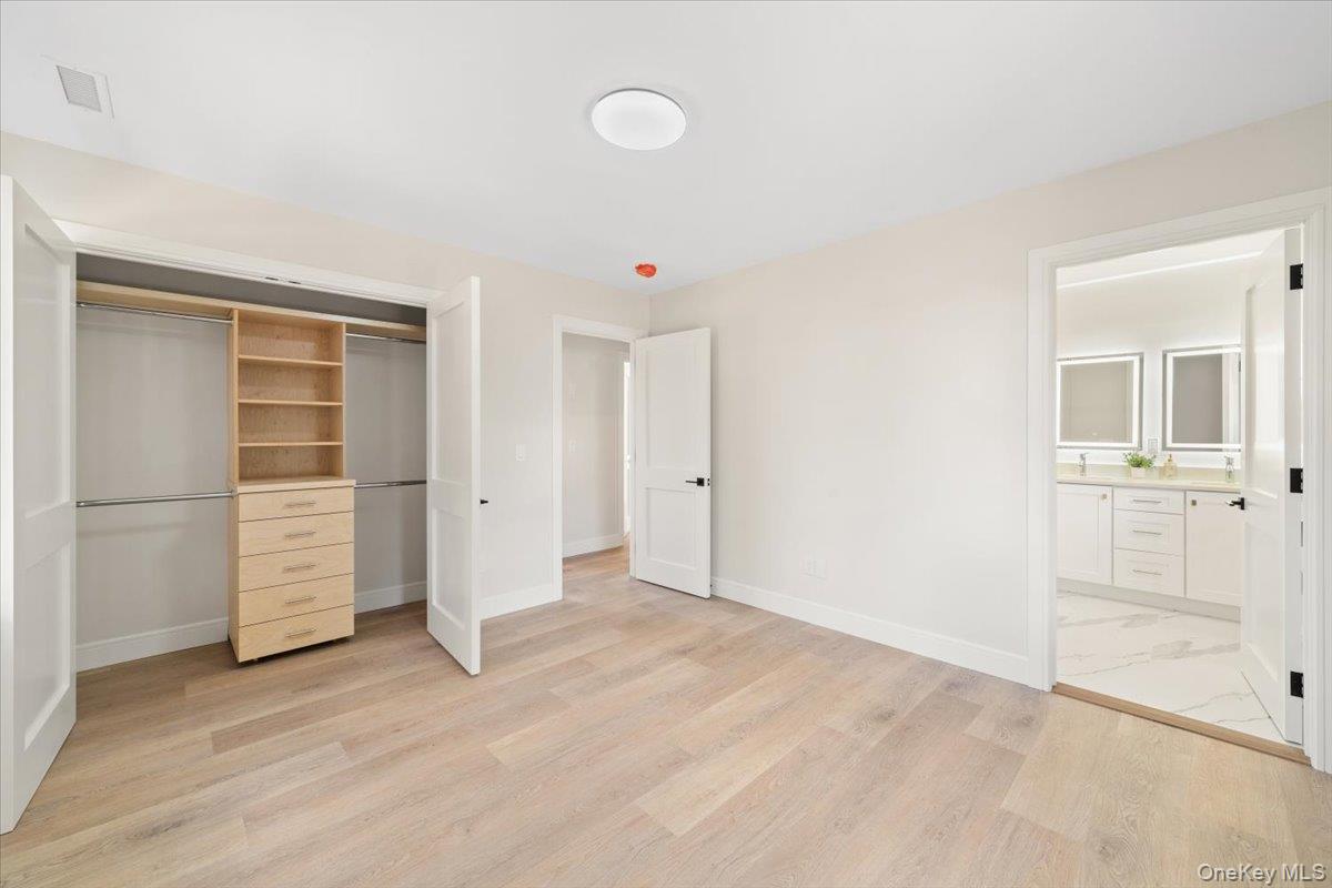 395 5th Avenue New Rochelle, NY 10801 - Photo 12 of 26 an empty room with closet area