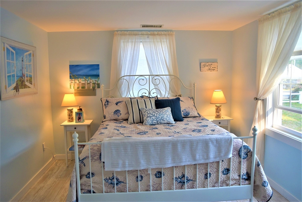 167 Breezy Point Road Yarmouth, MA 02664 - Photo 5 of 11
