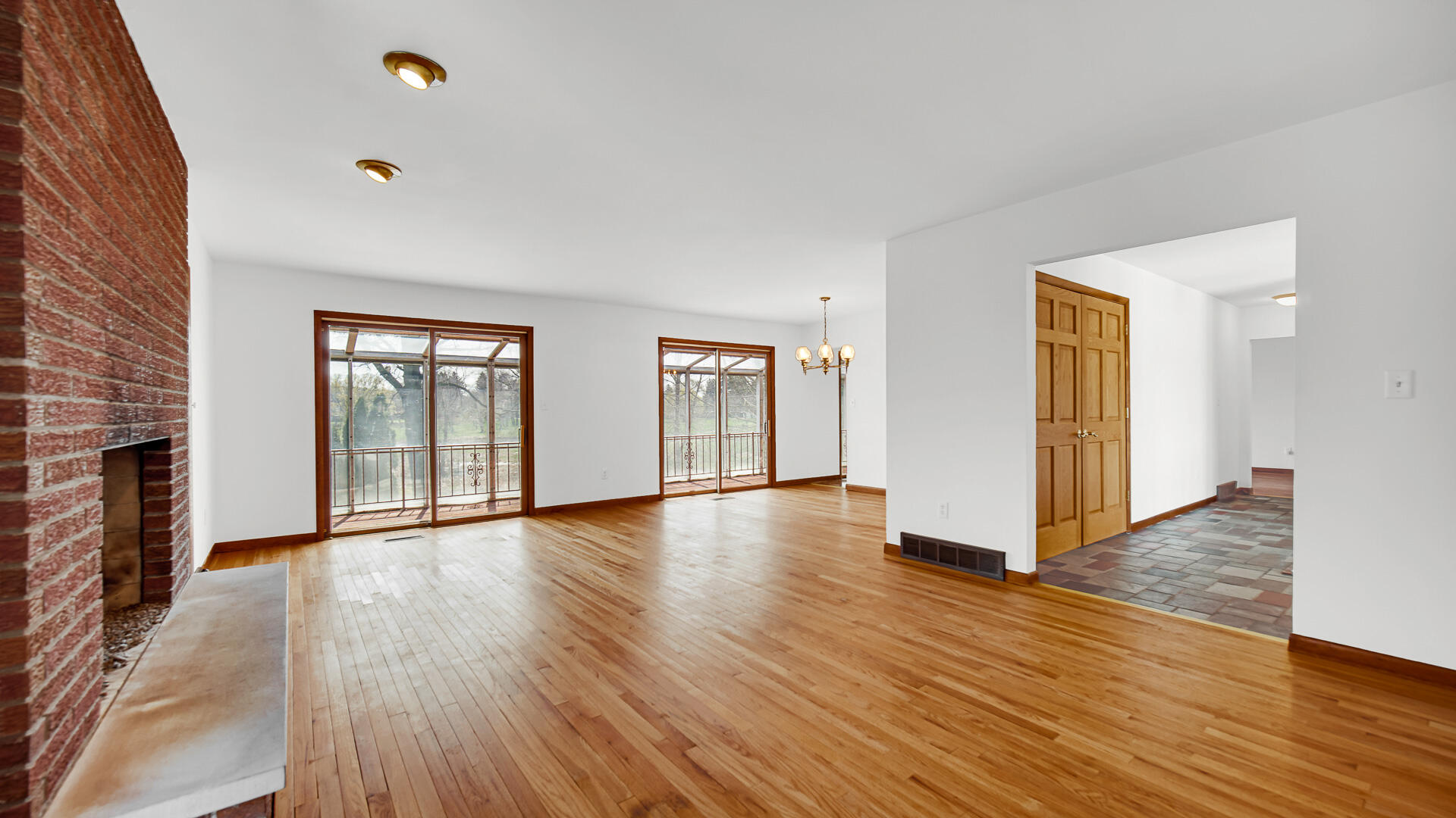 2212 SW Road La Porte, IN 46350 - Photo 8 of 62 1920x1080