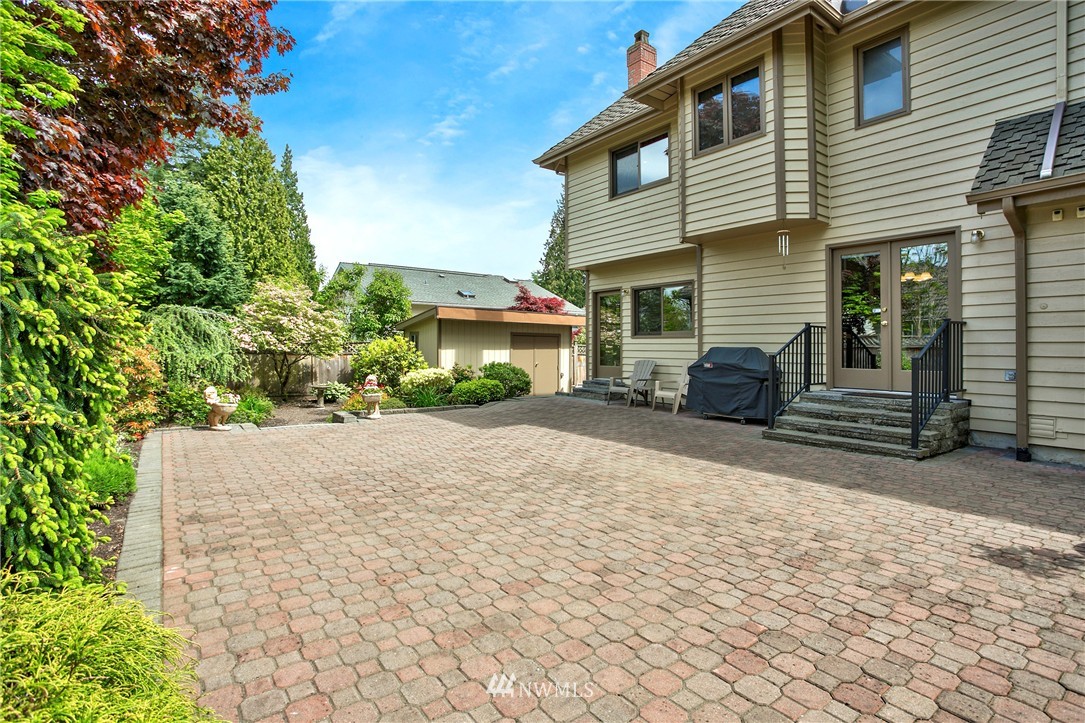 2419 241st Street Southeast Bothell, WA 98021 - Photo 22 of 24