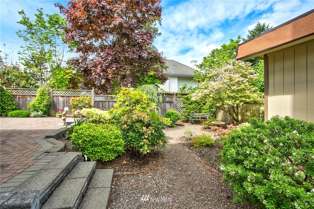 2419 241st Street Southeast Bothell, WA 98021 - Photo 23 of 24