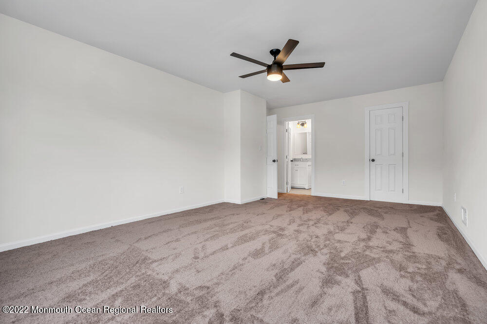 142 Revolutionary Road Little Egg Harbor, NJ 08087 - Photo 31 of 39 Master Suite