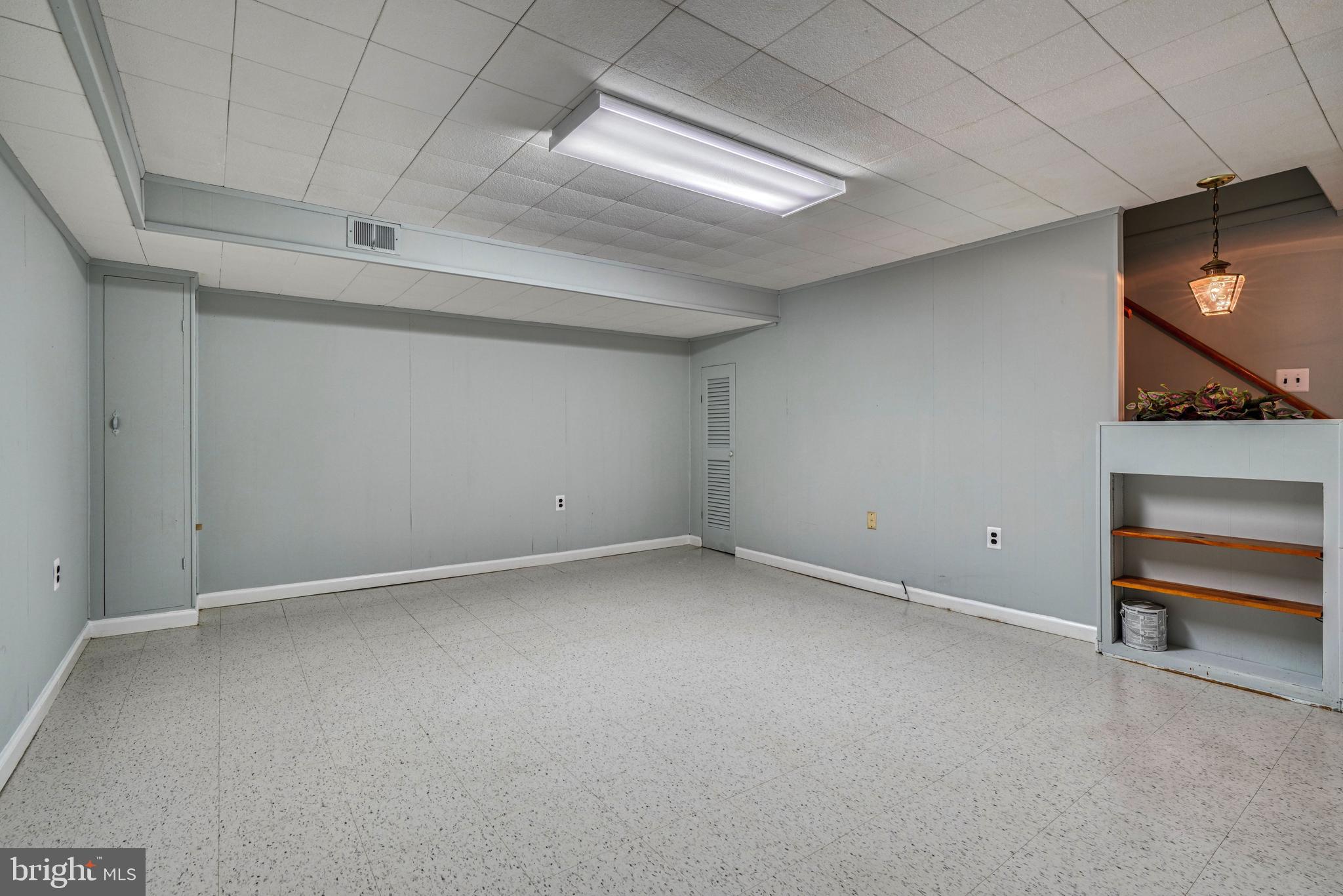 8502 Kings Ridge Road Parkville, MD 21234 - Photo 21 of 26 additional finishing living space.