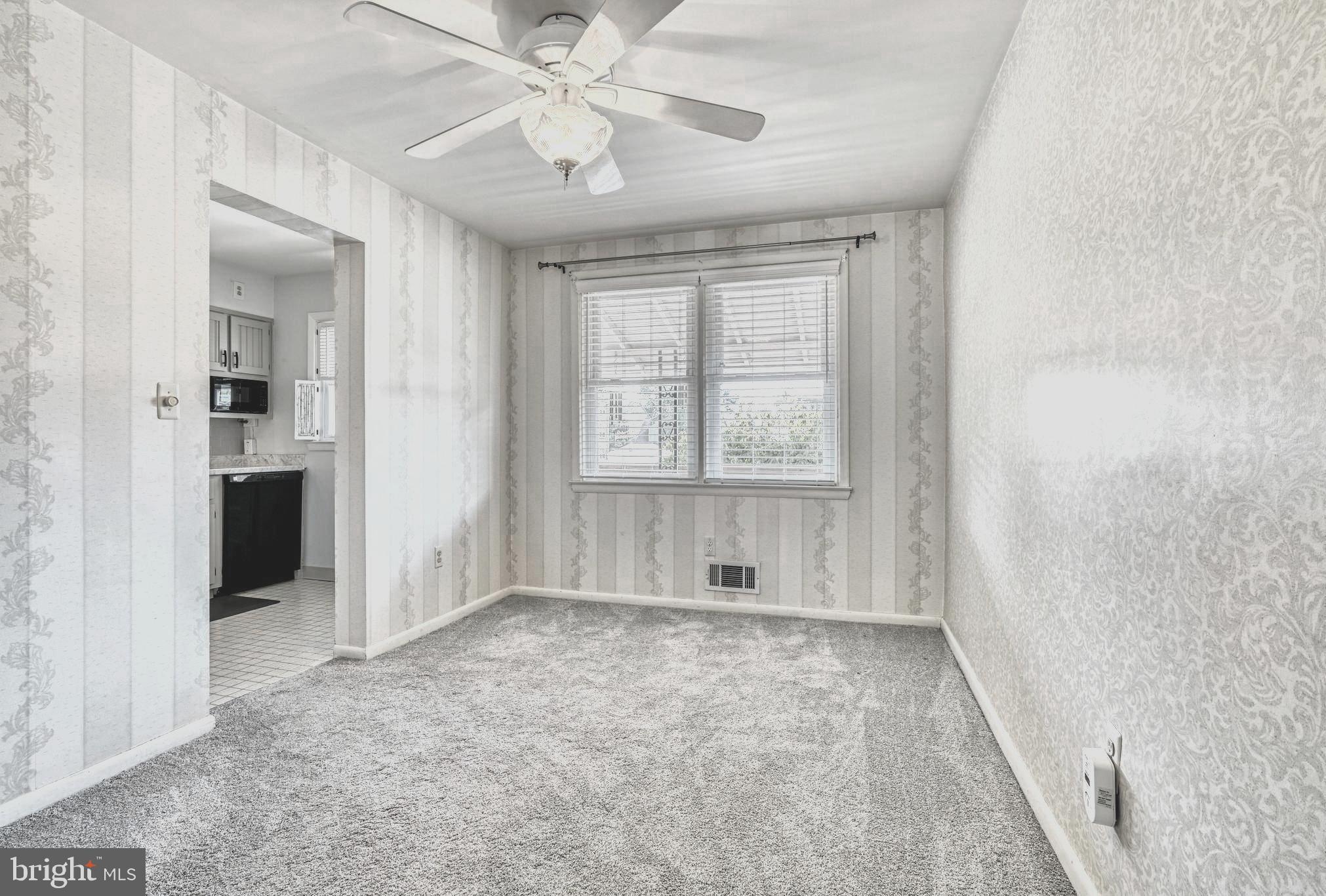 8502 Kings Ridge Road Parkville, MD 21234 - Photo 5 of 26 Dining room