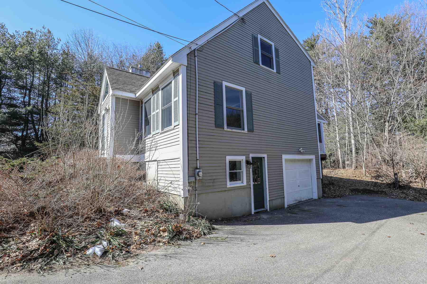 87 Blacksnake Road Seabrook, NH 03874 - Photo 4 of 36 Gallery Image 4