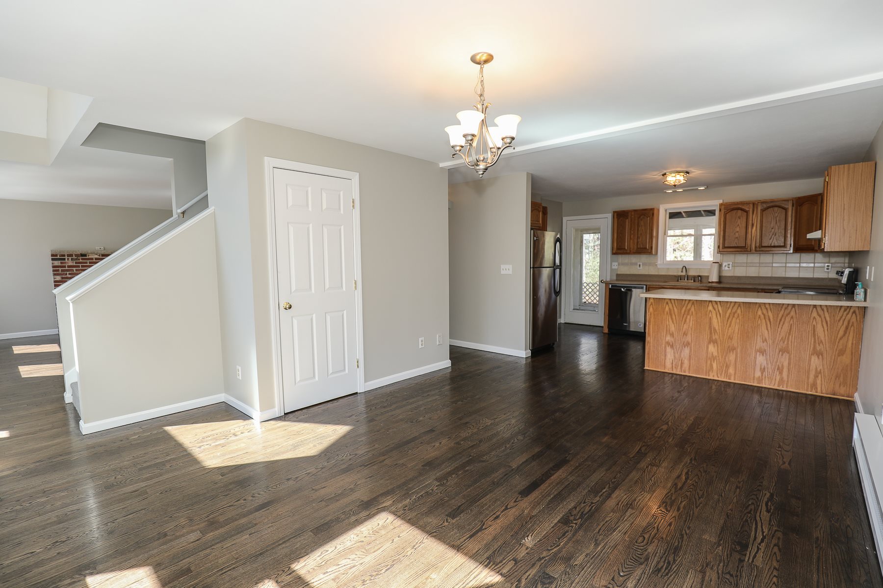 87 Blacksnake Road Seabrook, NH 03874 - Photo 6 of 36 Gallery Image 6