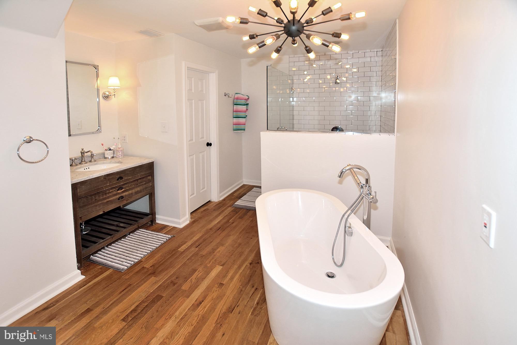 2000 Adams Hill Road Vienna, VA 22182 - Photo 31 of 45 Master Bathroom