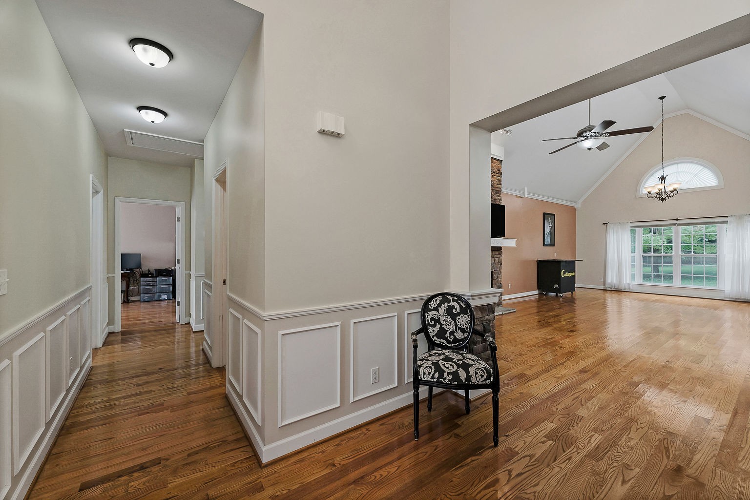 164 Simons Boulevard Morrison, TN 37357 - Photo 7 of 16 a view of a room with wooden floor and furniture