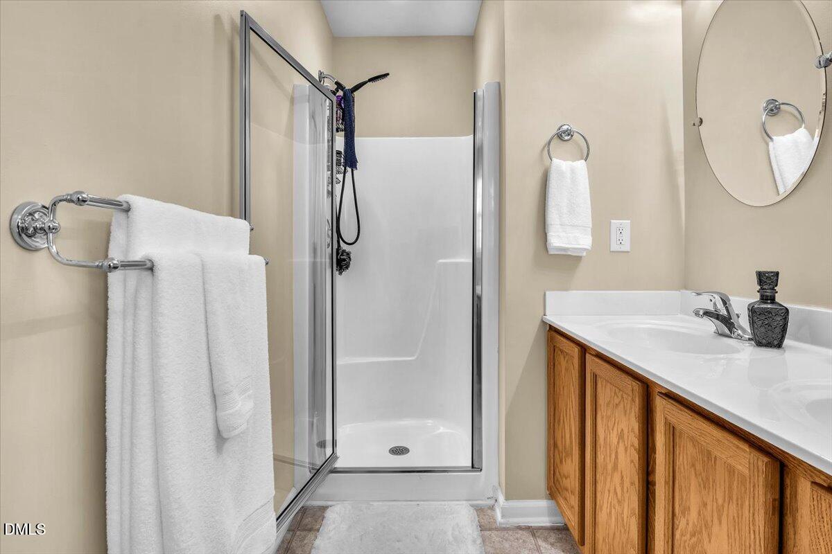 1649 Brown Owl Drive Raleigh, NC 27610 - Photo 27 of 59 Primary Bath