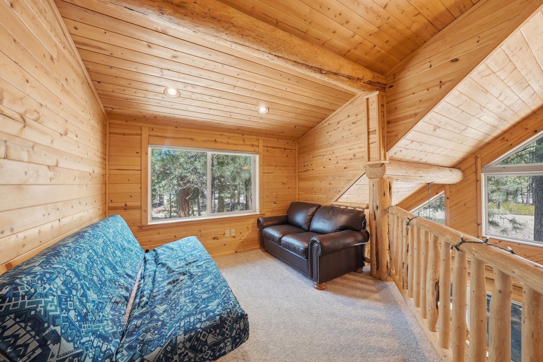 14177 Whitewater Loop La Pine, OR 97739 - Photo 15 of 38 a bedroom with furniture and a window