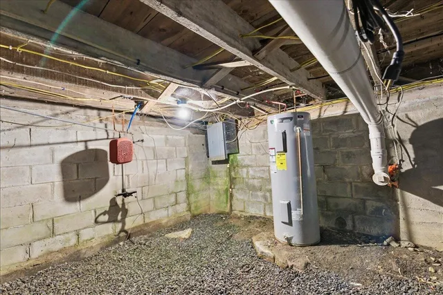 $277,000 | 394 Highland Avenue, Gardiner, ME 04345