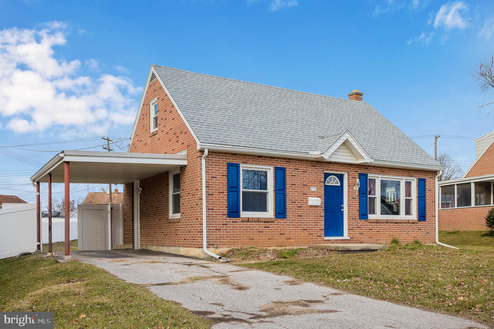 737 Gunnison Road York, PA 17404 - Photo 1 of 23