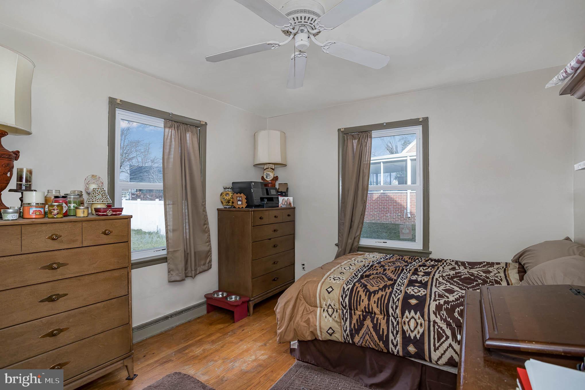 737 Gunnison Road York, PA 17404 - Photo 13 of 23