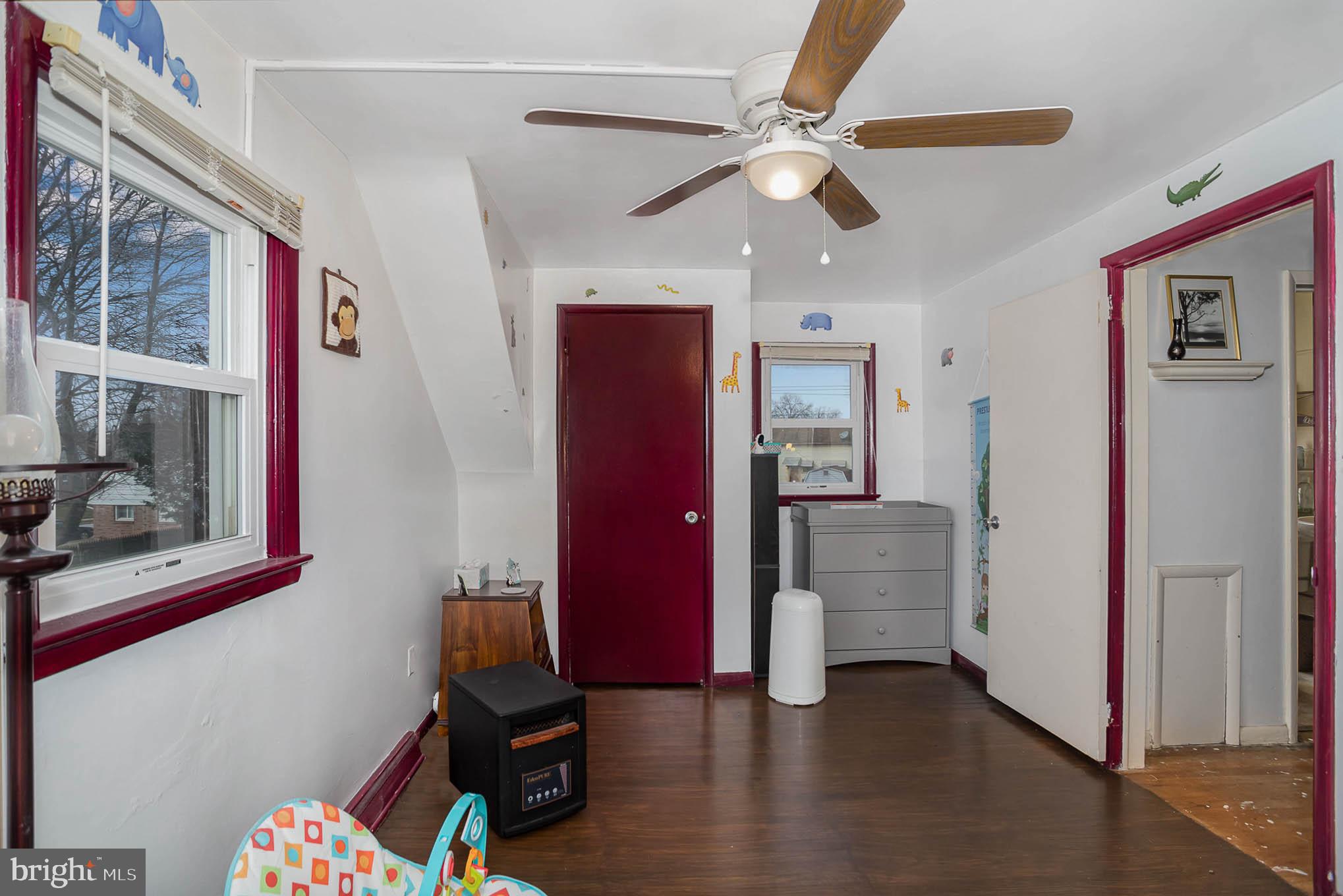 737 Gunnison Road York, PA 17404 - Photo 16 of 23