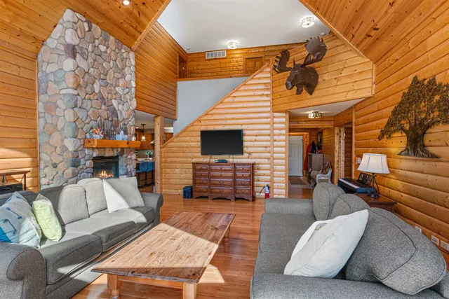 $1,700,000 | W4895 Big Bay Road, Necedah, WI 54646