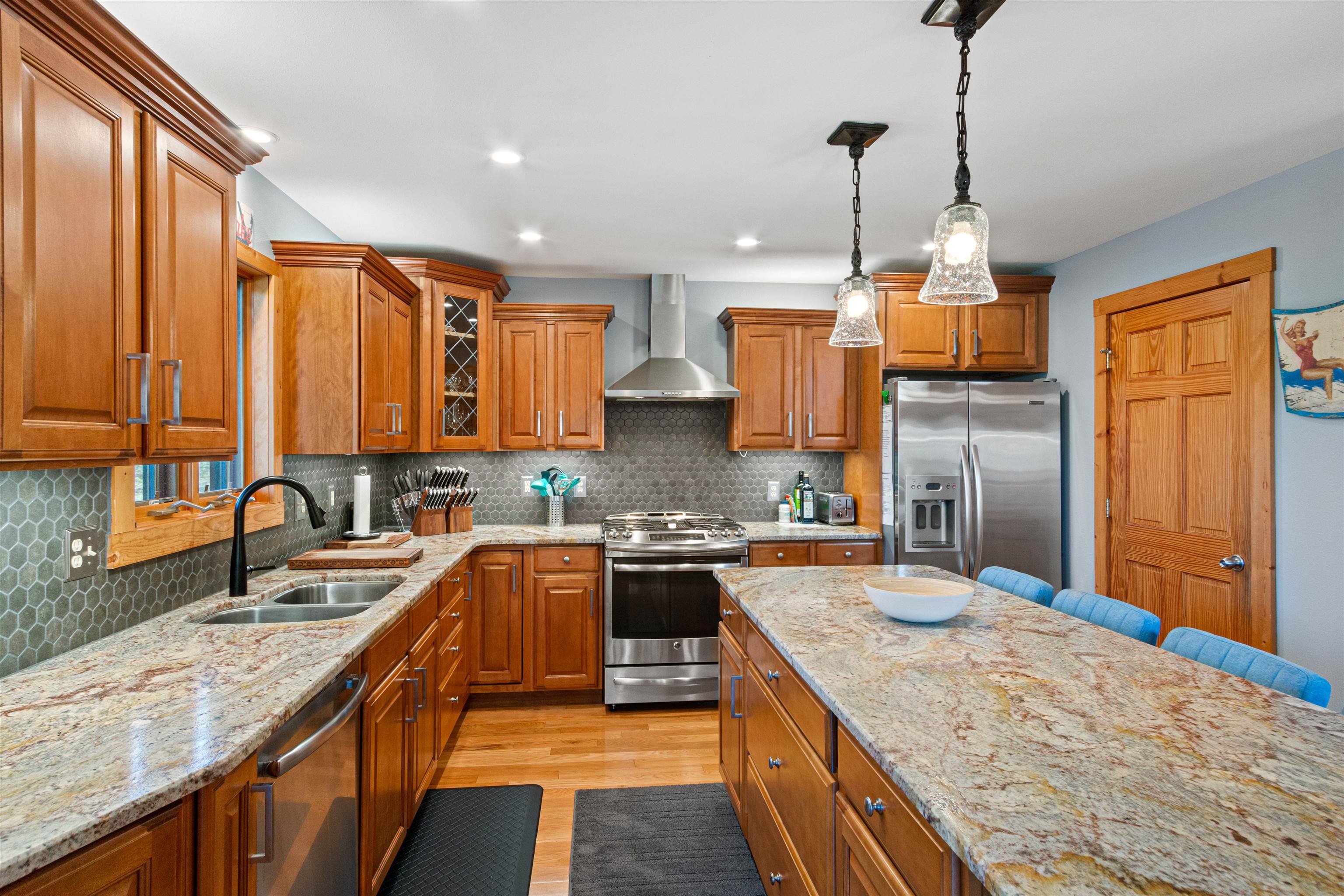 W4895 Big Bay Road Necedah, WI 54646 - Photo 4 of 49