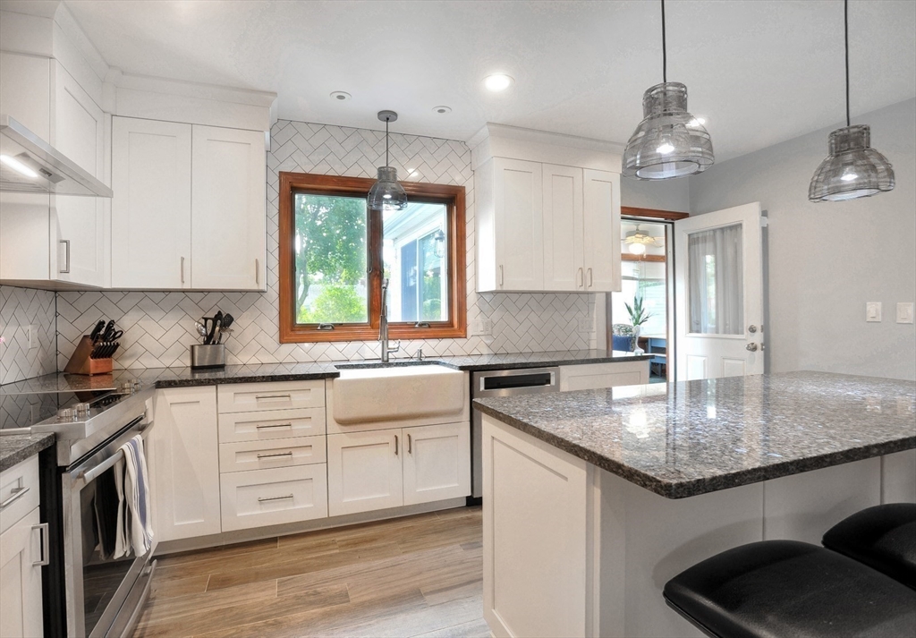 52 Norman Road Quincy, MA 02169 - Photo 2 of 32 Gallery Image 2