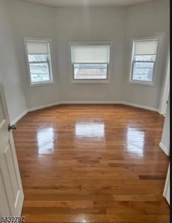 $2,650 | 122 Littleton Avenue, Newark, NJ 07103