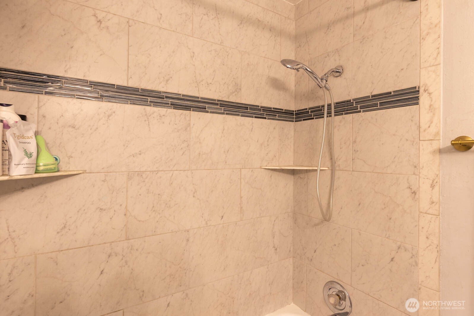 6028 South Prospect Street Tacoma, WA 98409 - Photo 16 of 32 a bathroom with a shower