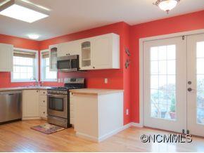 205 Riene Road Swannanoa, NC 28778 - Photo 2 of 24 Gallery Image 2