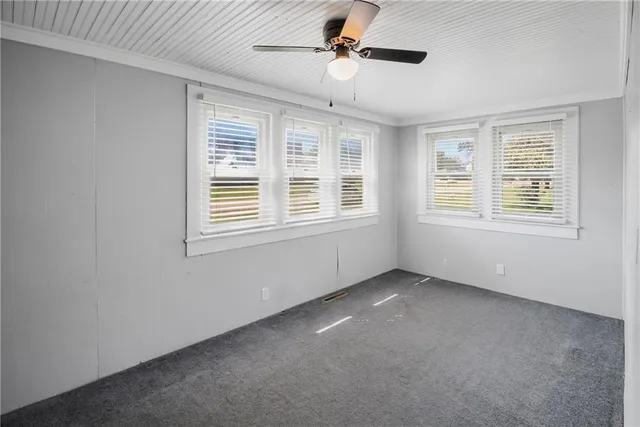 $129,000 | 911 5th Street, Altamont, KS 67330