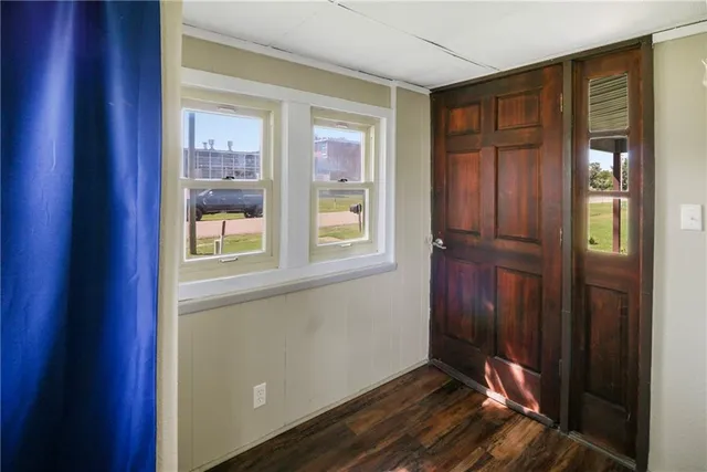 $129,000 | 911 5th Street, Altamont, KS 67330