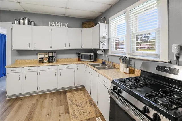 $129,000 | 911 5th Street, Altamont, KS 67330