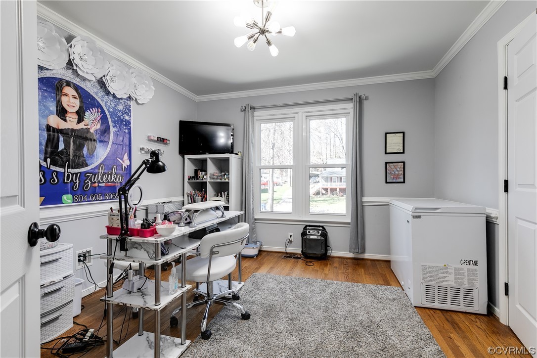 10811 Crofton Road Chester, VA 23831 - Photo 28 of 50 a living room with furniture and flat screen tv