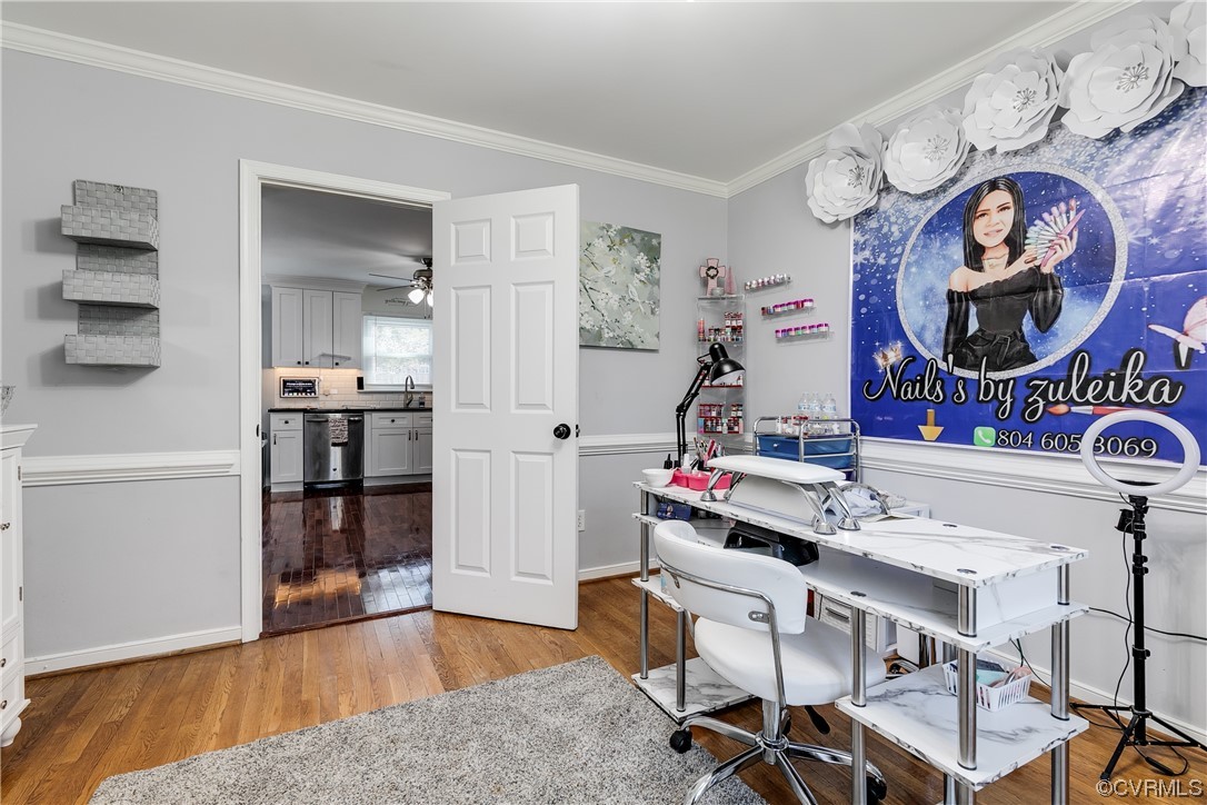 10811 Crofton Road Chester, VA 23831 - Photo 29 of 50 a living room with furniture and wooden floor