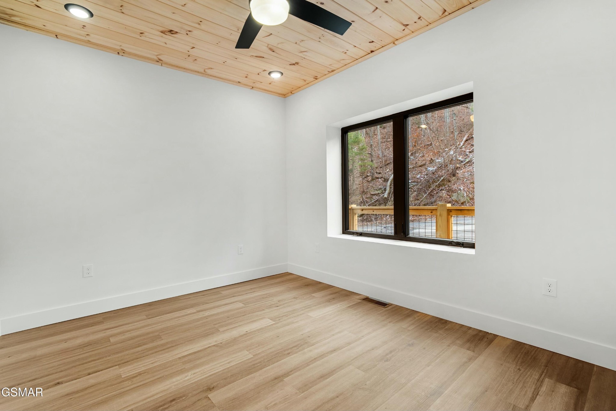 2232 Spurling Road Sevierville, TN 37862 - Photo 20 of 37 Gallery Image 20