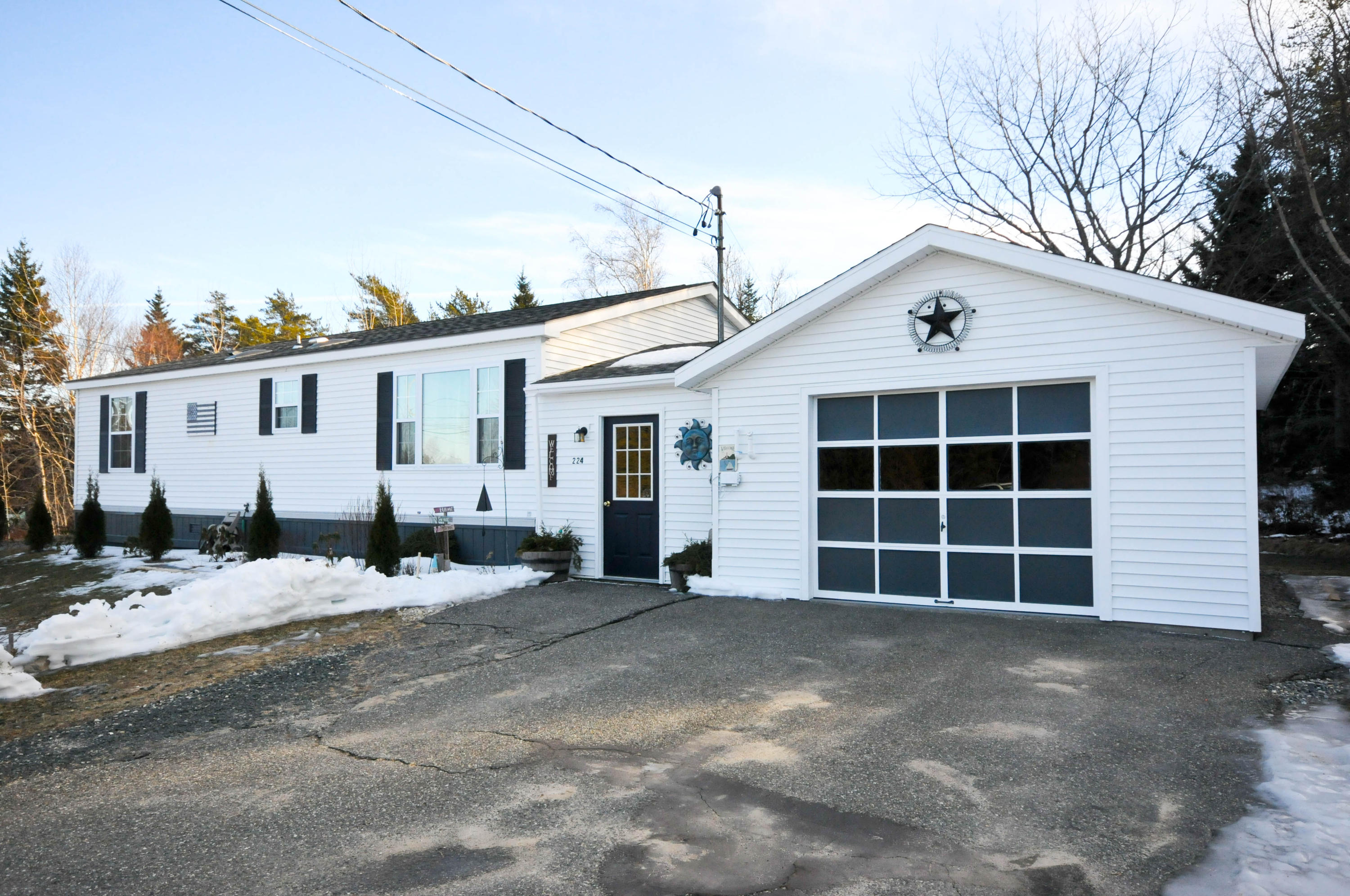 224 Main Street Prospect Harbor, ME 04669 - Photo 1 of 32 DSC_3300