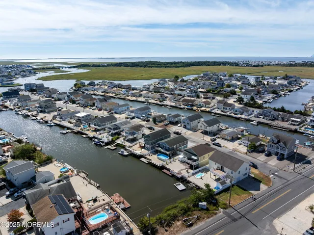 $739,900 | 103 East Hudson Drive, Little Egg Harbor, NJ 08087